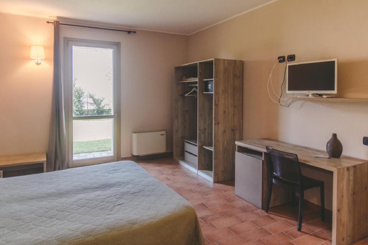 Agriturismo Bassanine Monticelli d'Ongina Luaran gambar
