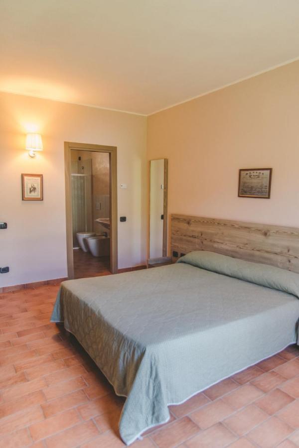 Agriturismo Bassanine Monticelli d'Ongina Luaran gambar