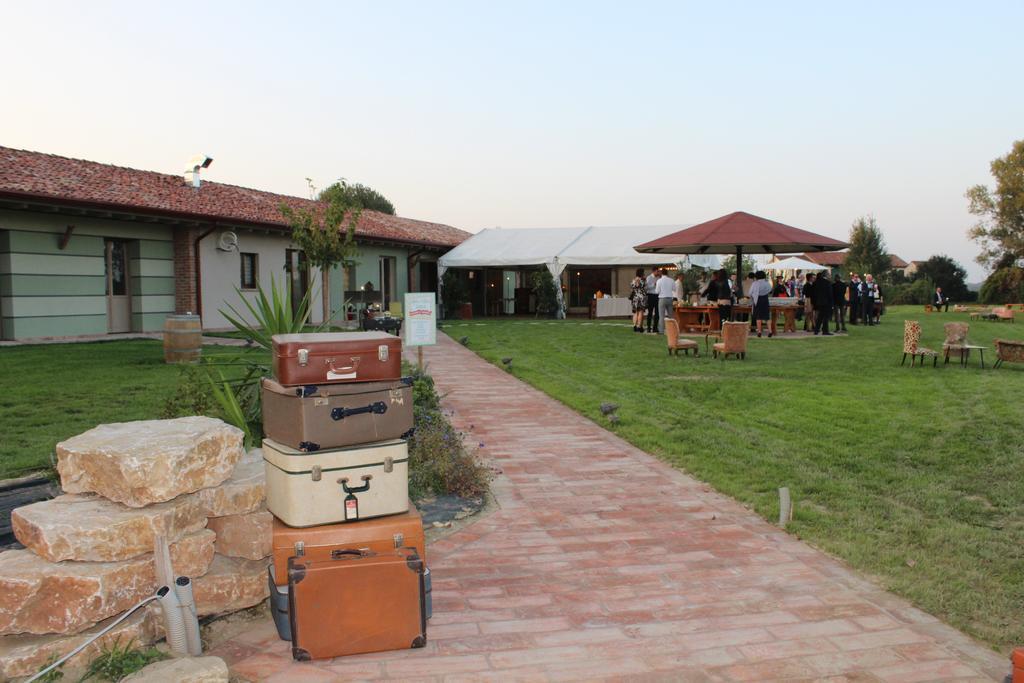 Agriturismo Bassanine Monticelli d'Ongina Luaran gambar