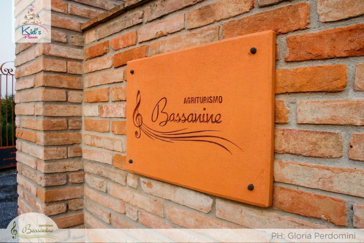 Agriturismo Bassanine Monticelli d'Ongina Luaran gambar